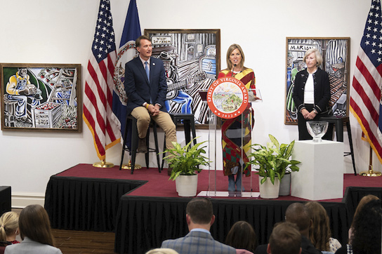 Spirit6-Event-photo1 stage with First Lady at podium